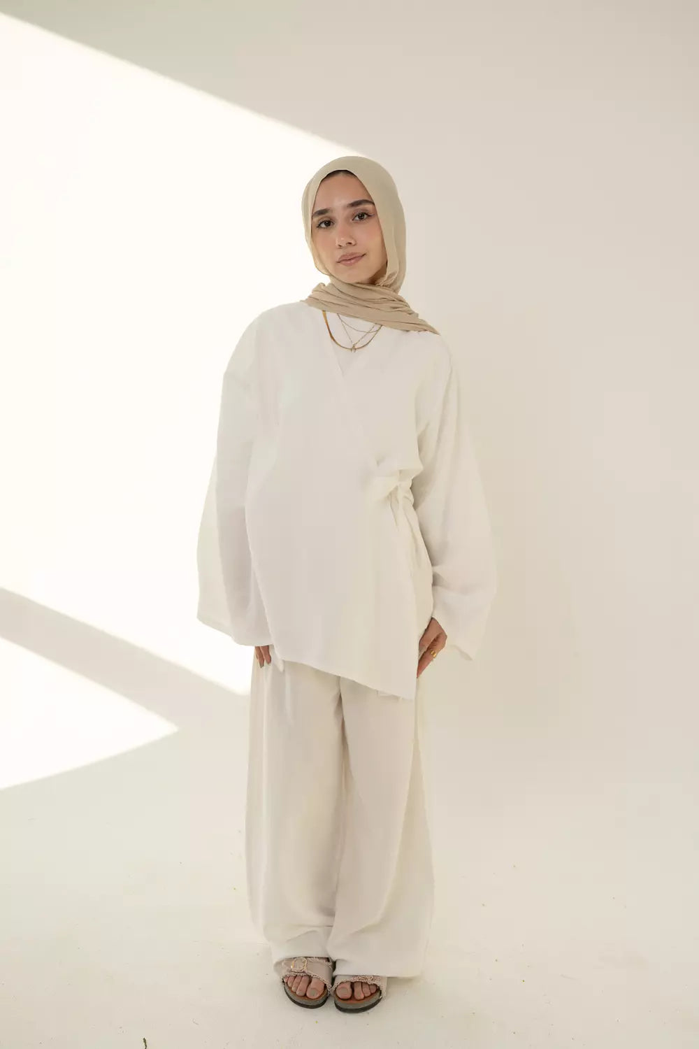 Layal Wrap Set In White