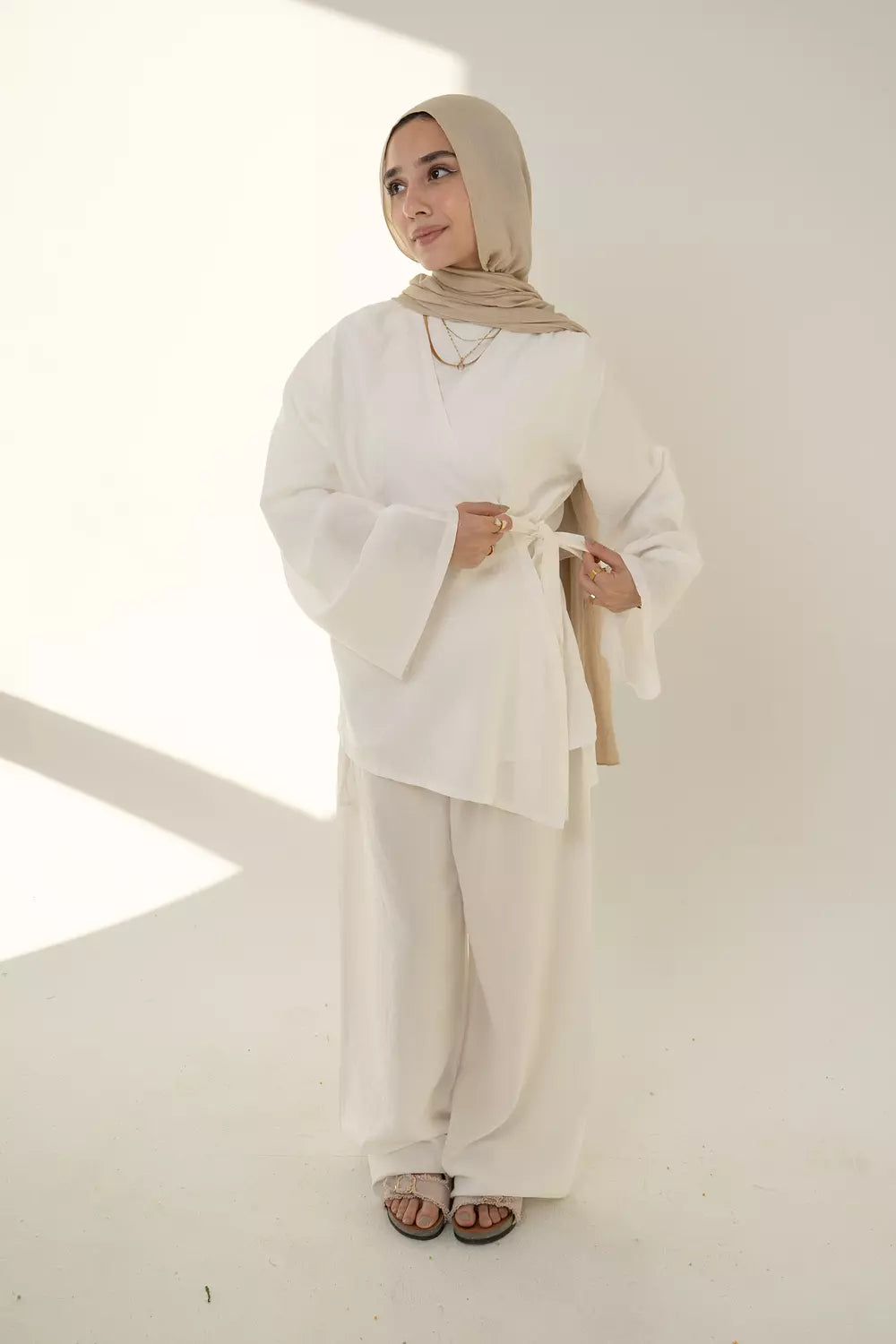 Layal Wrap Set In White