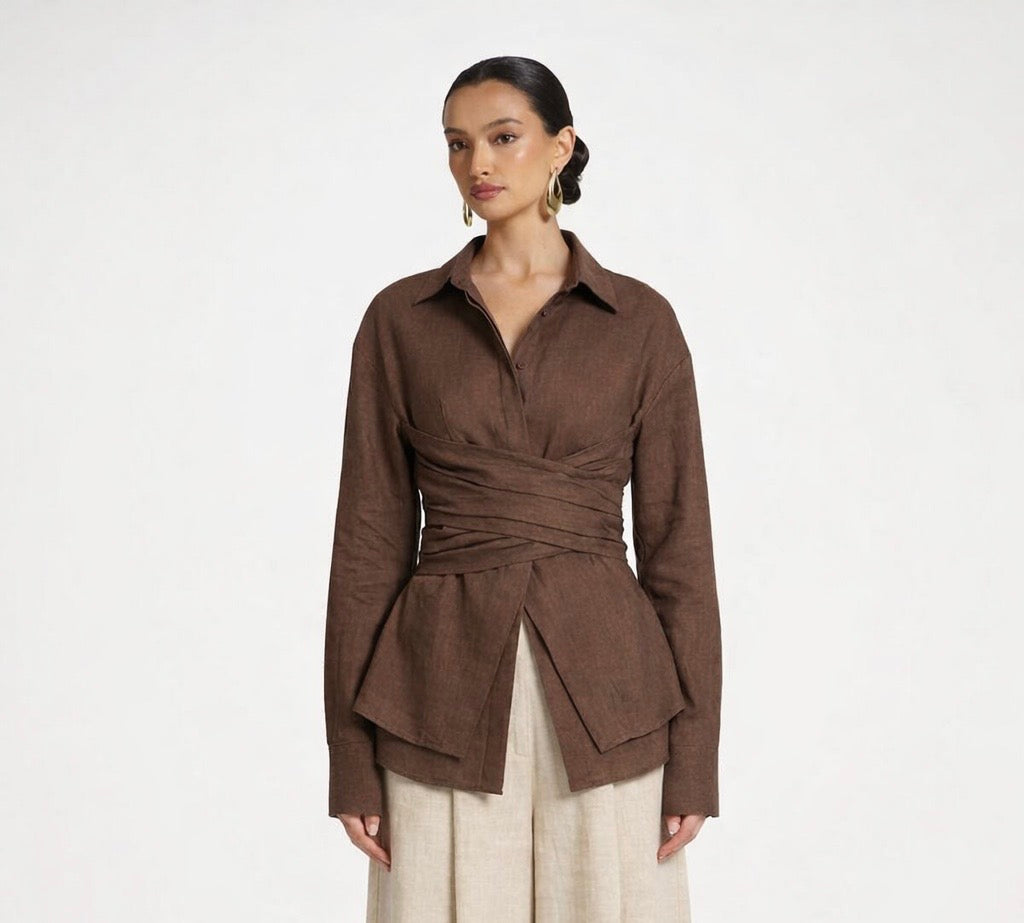ELARA WRAP BLOUSE ON BROWN