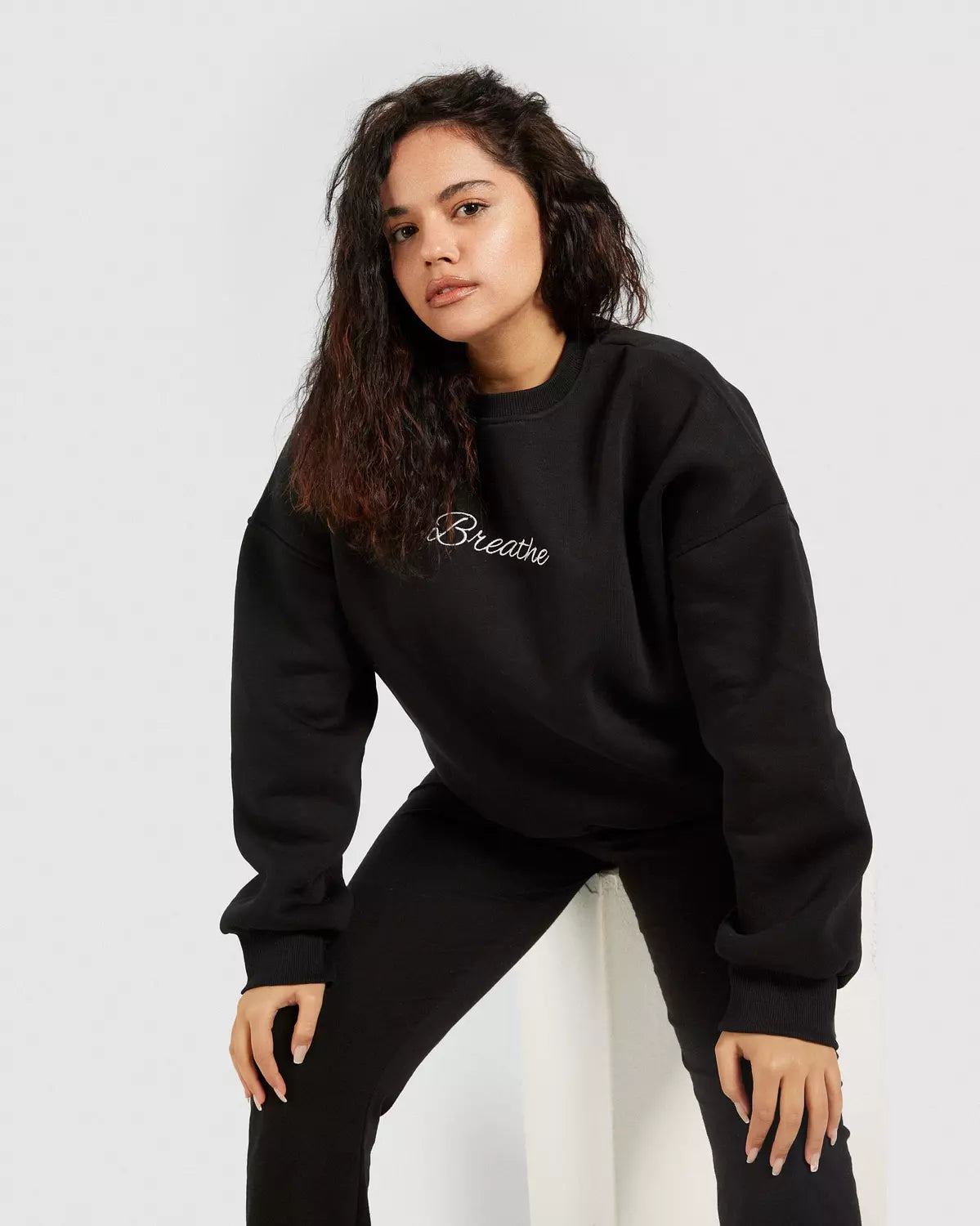 Cut it Sweatshirt in Black
