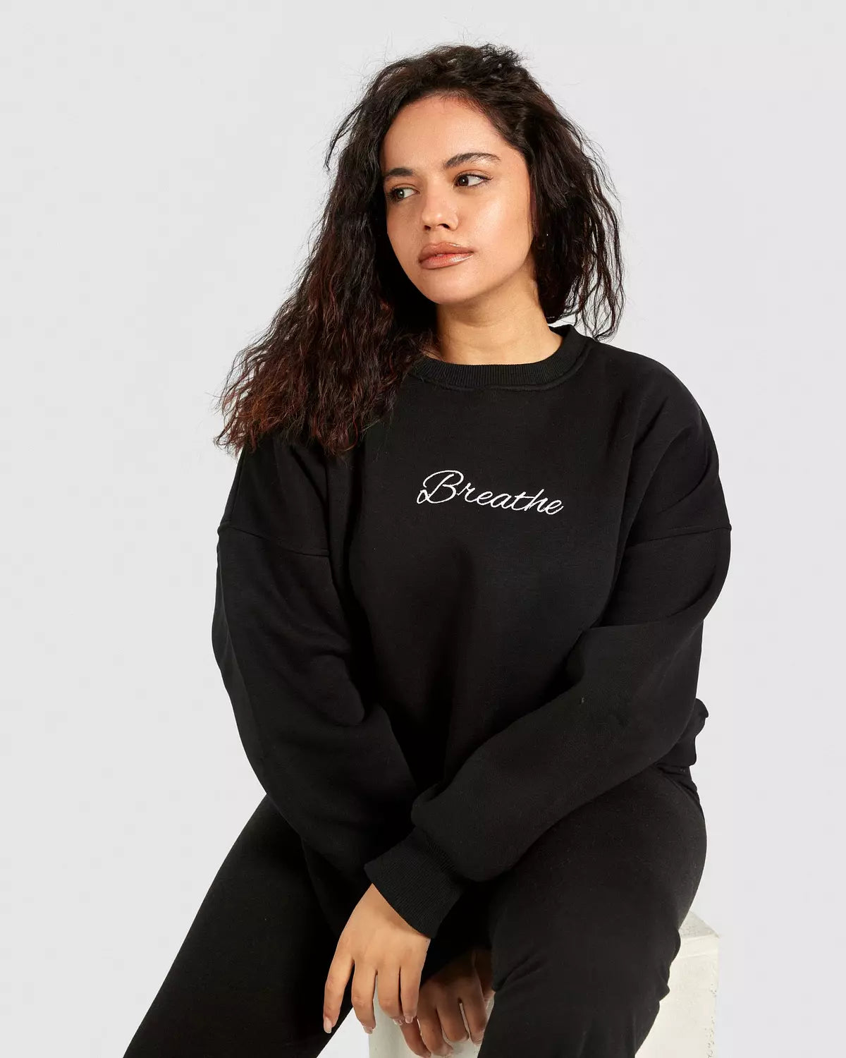 Cut it Sweatshirt in Black