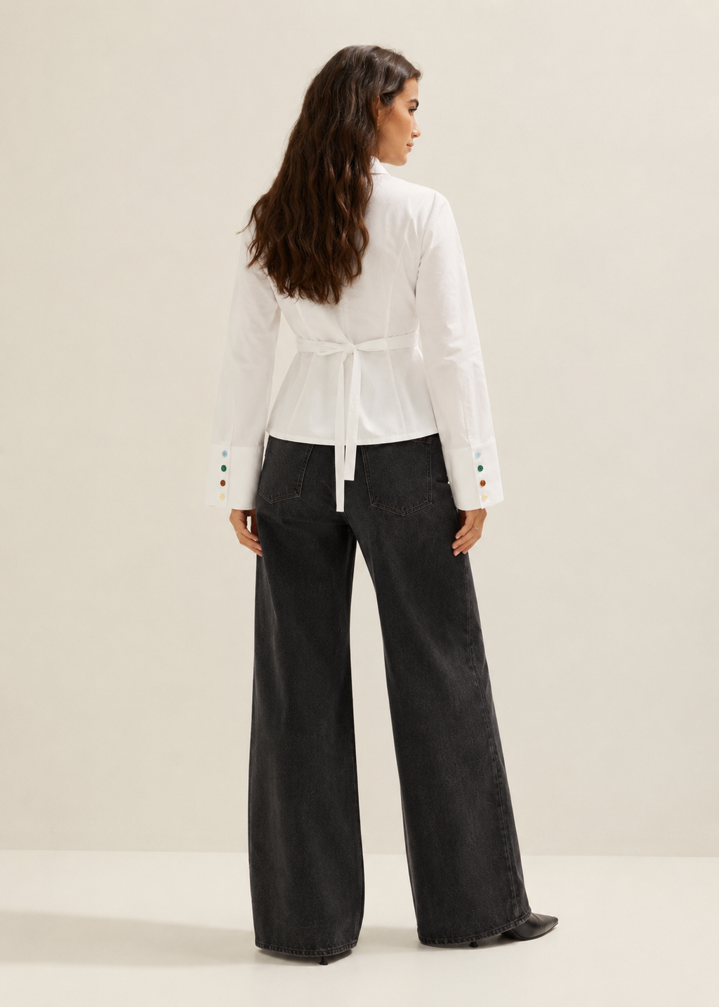 Long Sleeves Buttons Shirt - White