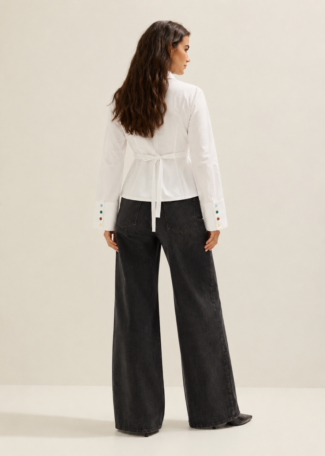 Long Sleeves Buttons Shirt - White